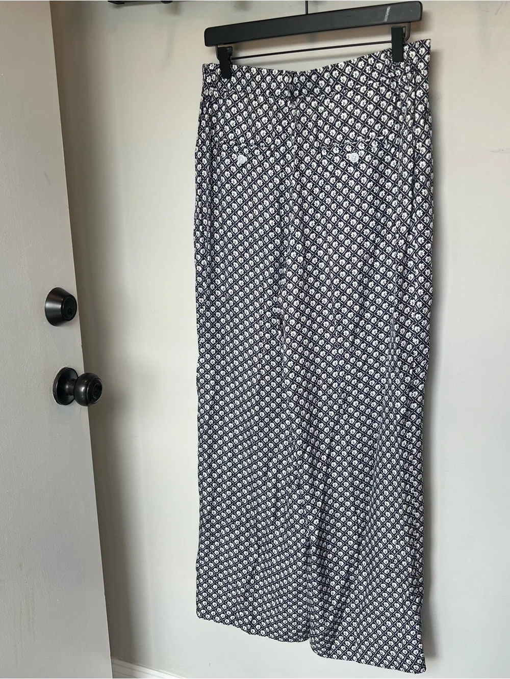 NWT Vineyard Vines Women's Luxe Floral Silk Blend Straight Leg Pants - size 8